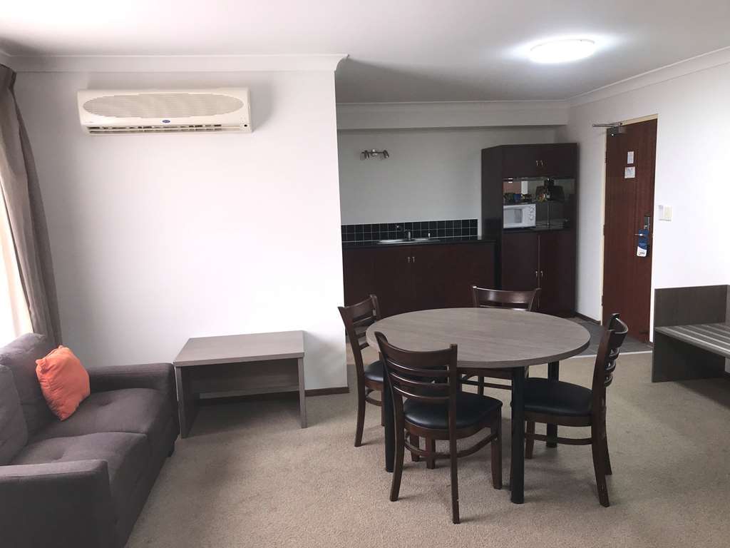 Motel Western Ambassador 4*